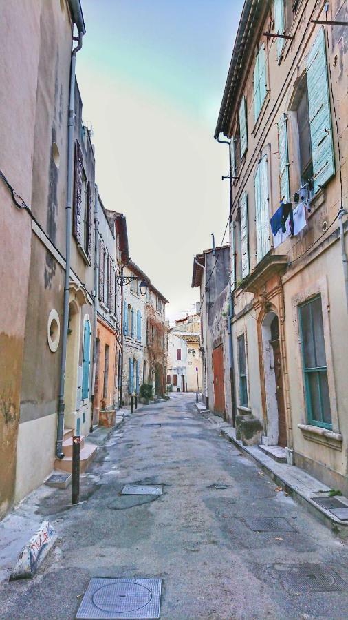 Place De La Roquette, Centre Historique Арль Экстерьер фото